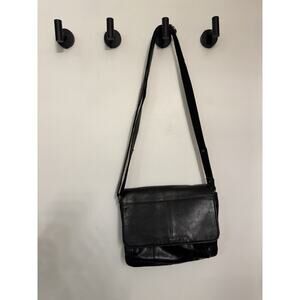 Spikes And Sparrow Black Leather Purse Adjustable Strap Great Condition Soft